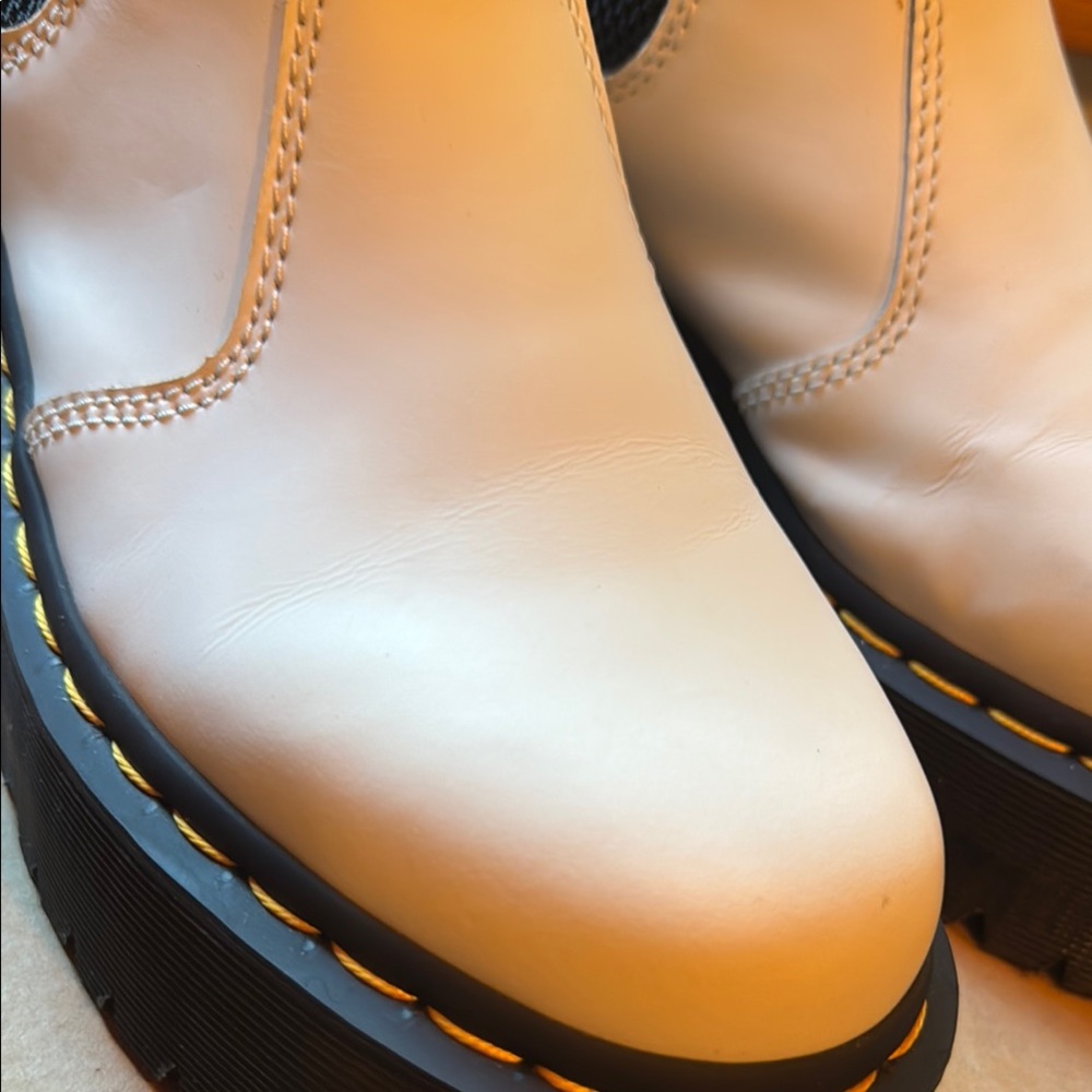 Dr. Martens Quad White Chelsea Boots - Picture 5 of 11